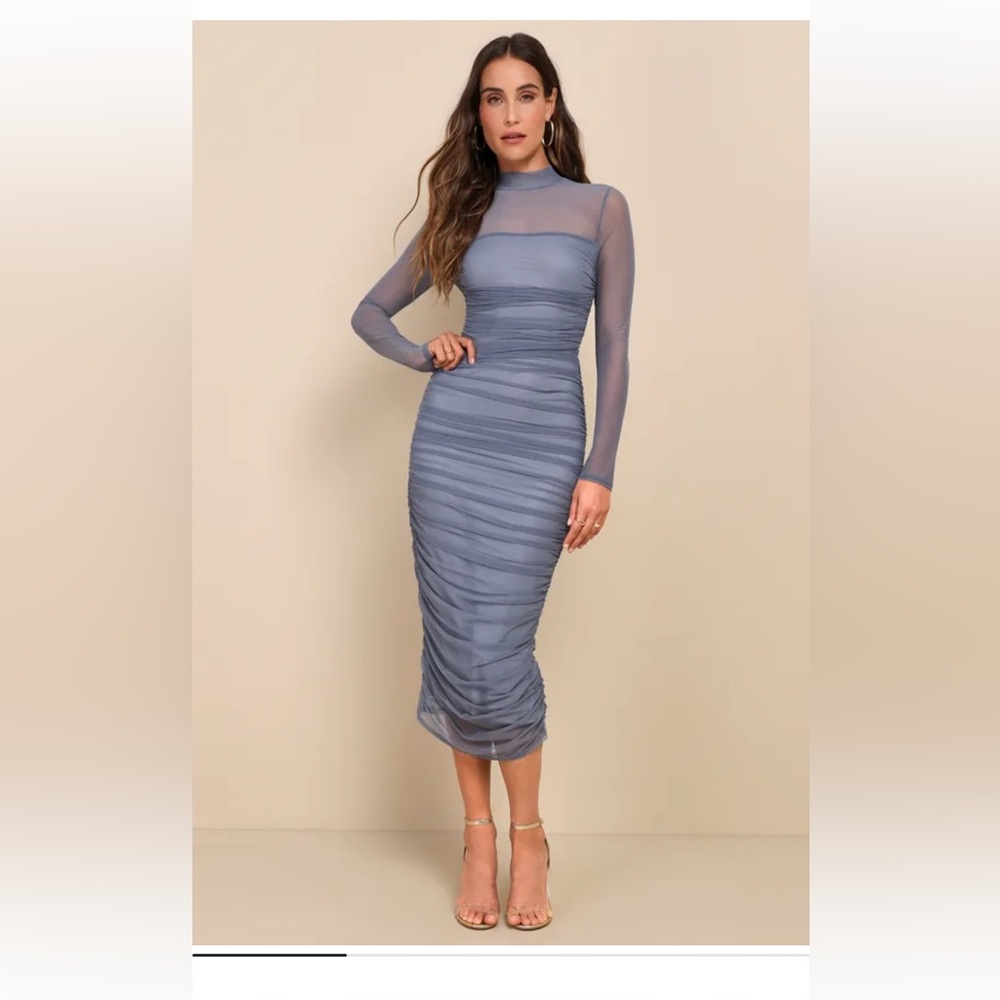 Elegant Gray Long Sleeve Dress